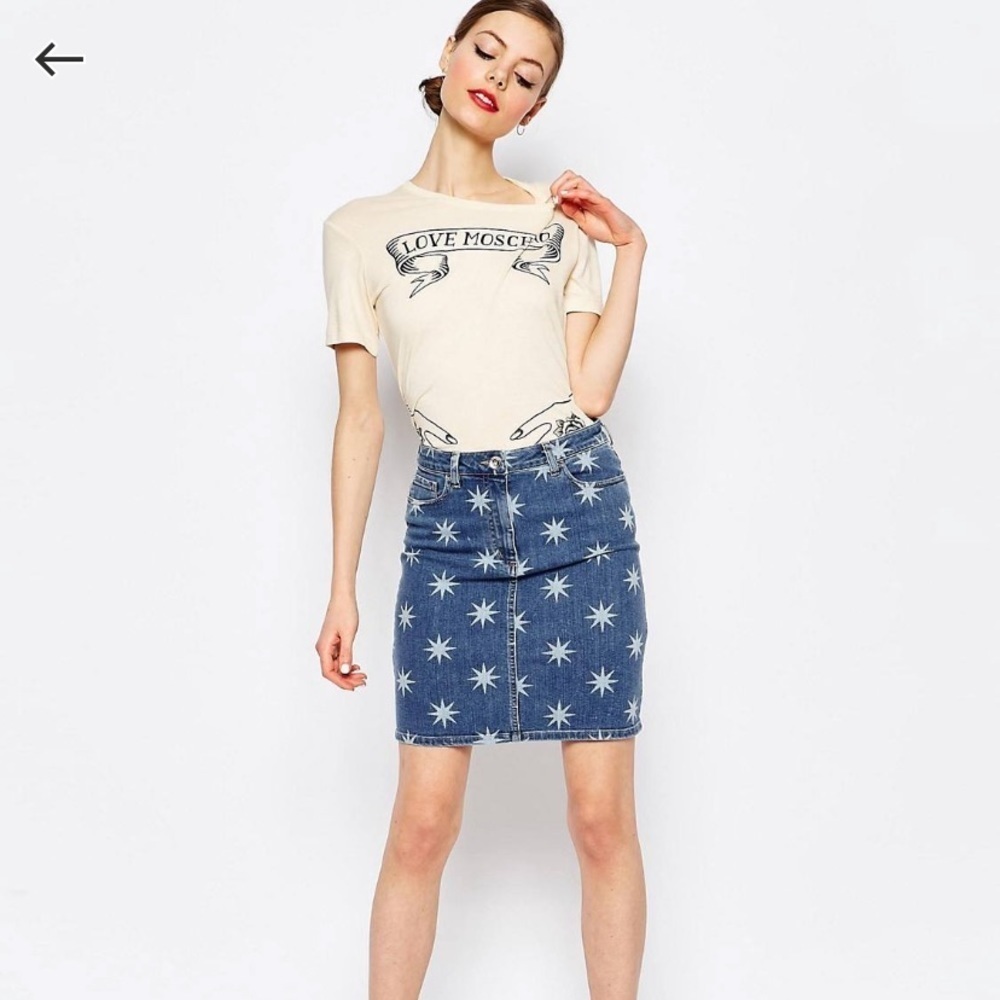 [Moschino] Tattoos Edgy Graphic Shirt - Picture 2 of 7